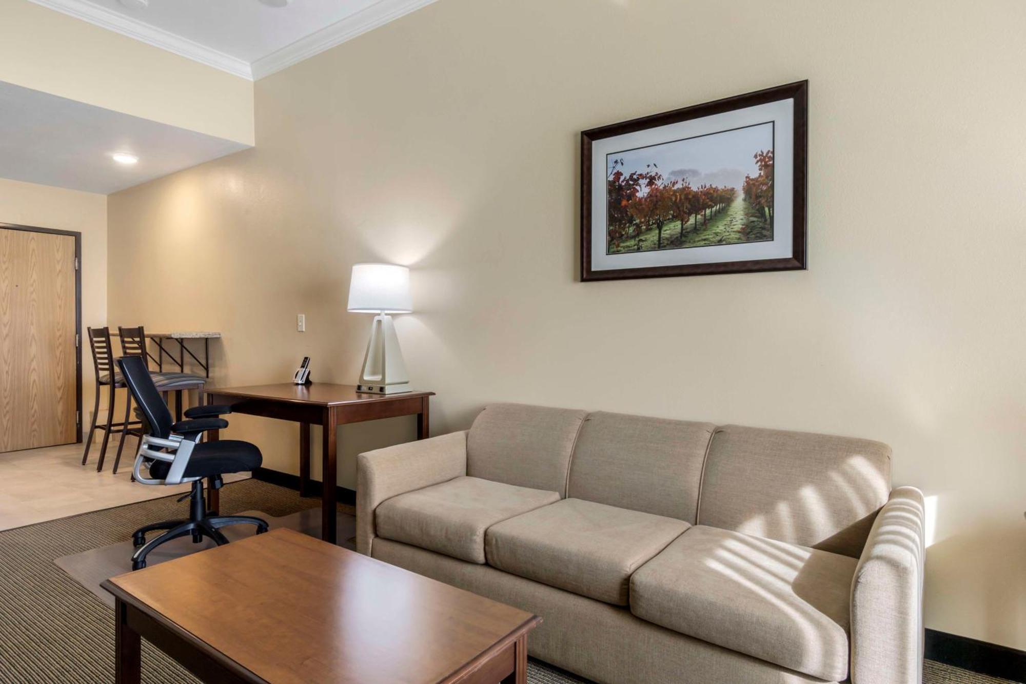 Best Western Plus Grapevine Inn Sunnyside Exterior photo